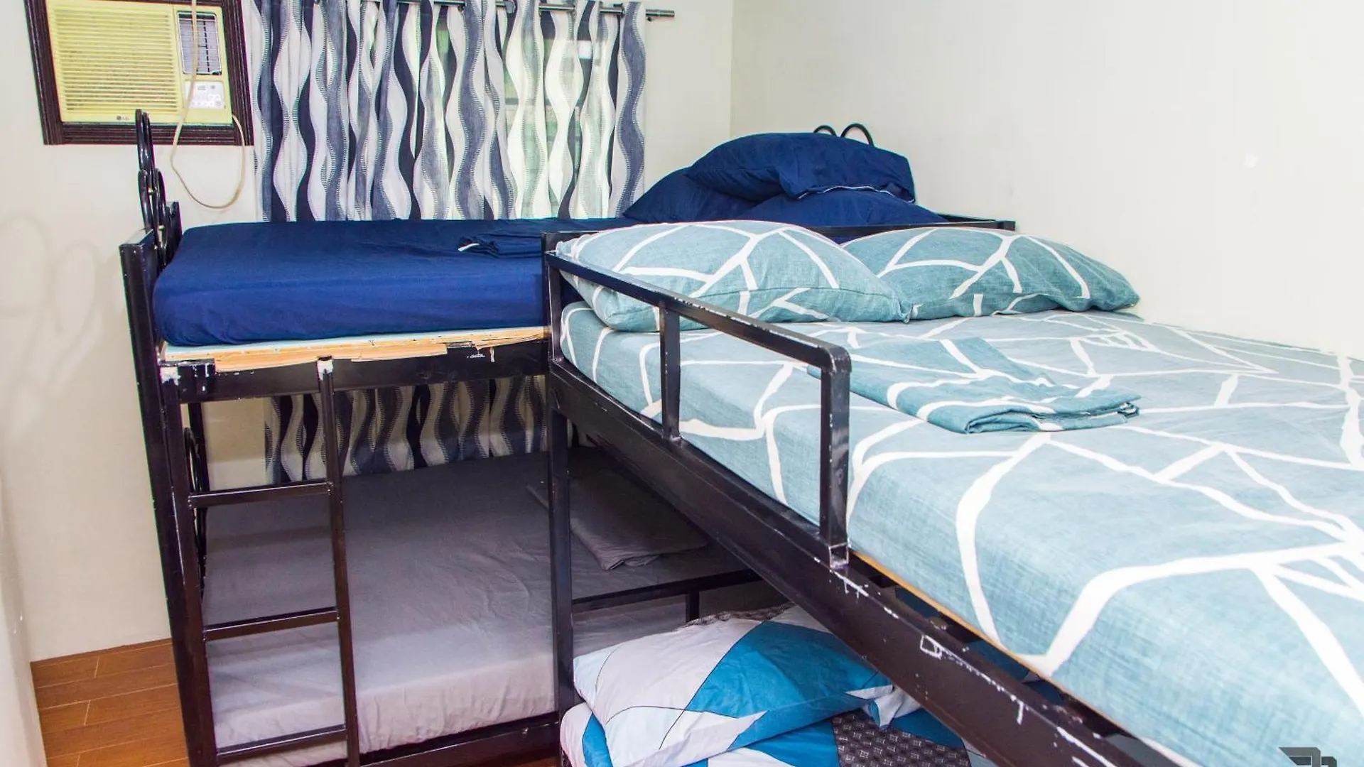 Affordable Up To 15 Guest Near Aqua Planet & Sm City Clark Ángeles Hébergement de vacances